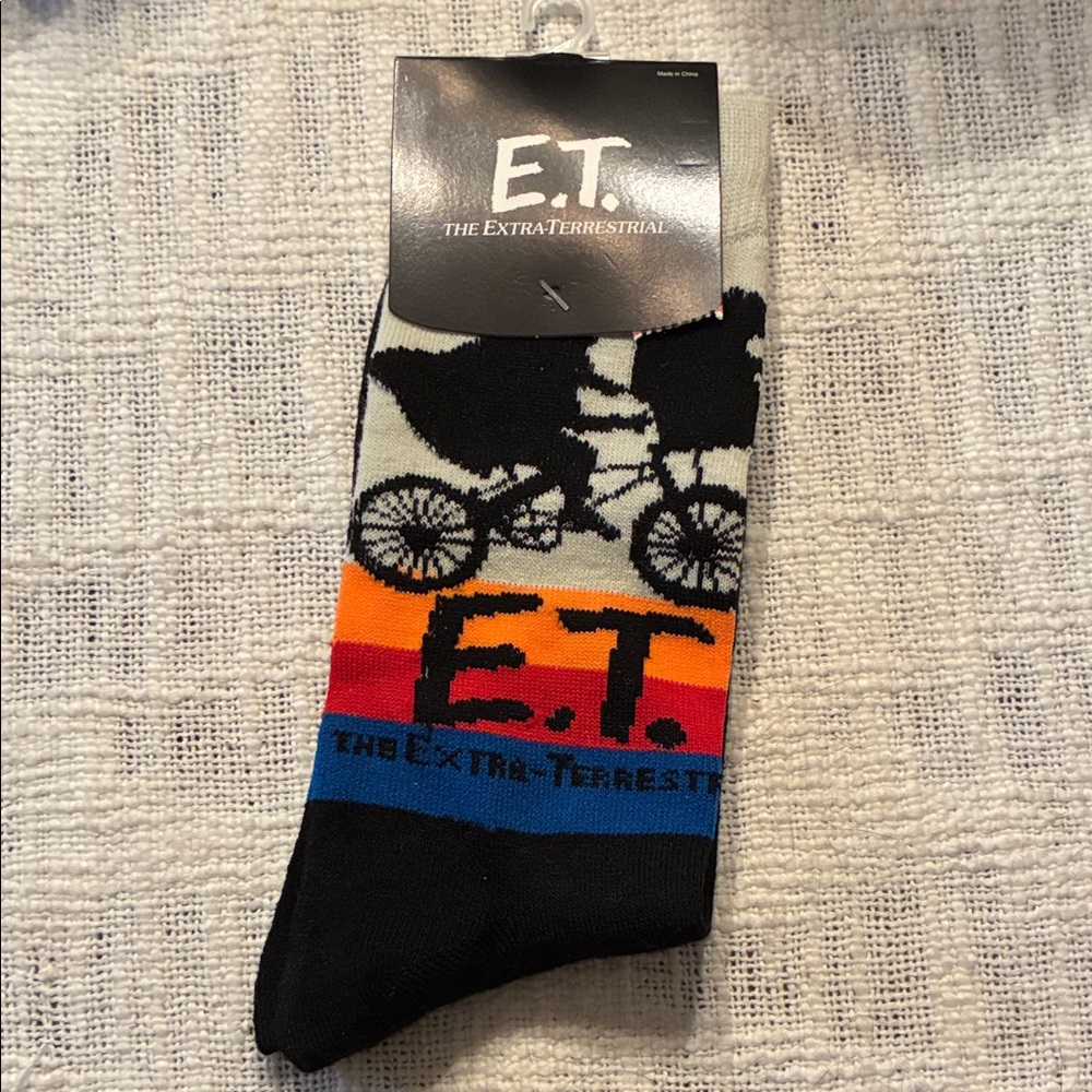 E.T. men’s socks